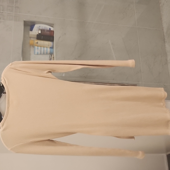 Superdown Dana Wrap long sleeve dress - Picture 3 of 4